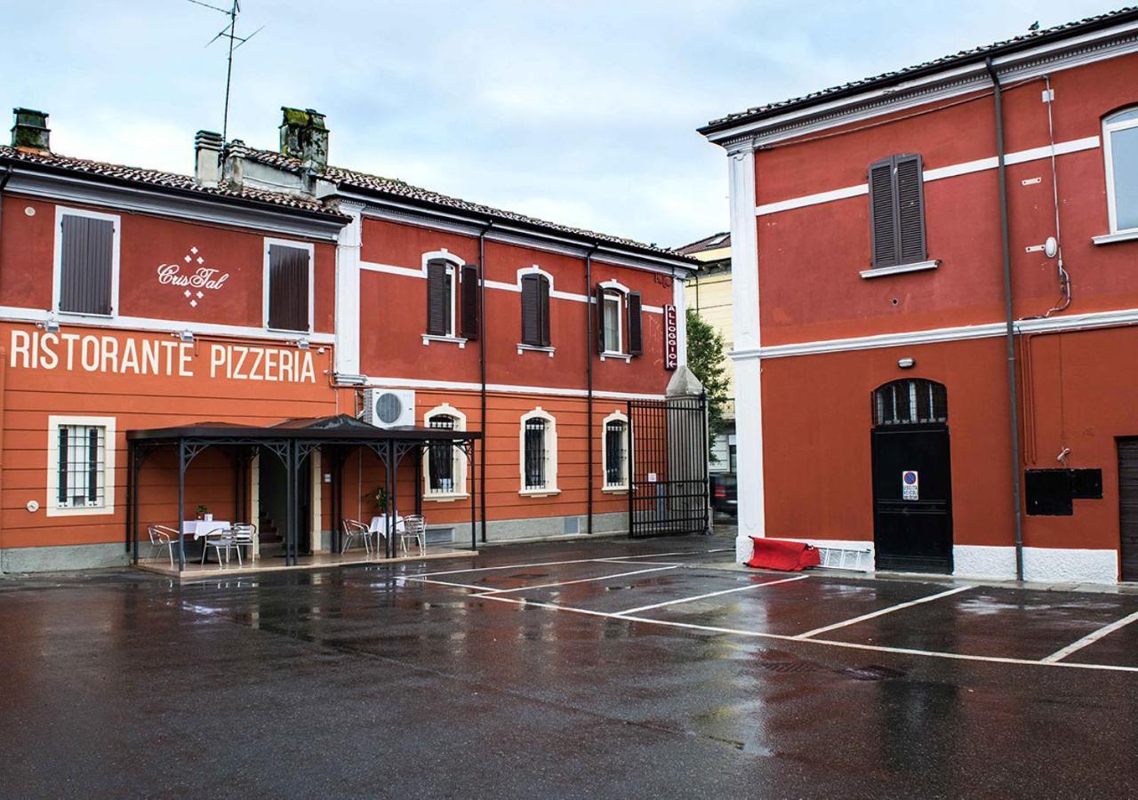 Cristal Rooms Piacenza Luaran gambar