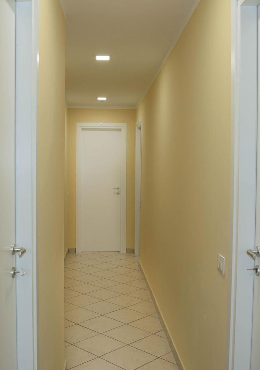 Cristal Rooms Piacenza Luaran gambar
