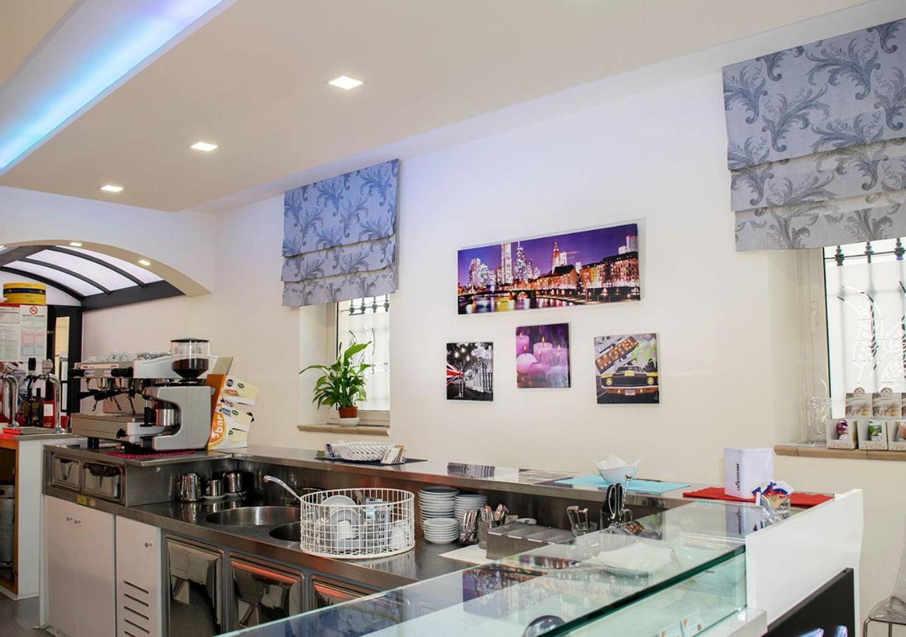 Cristal Rooms Piacenza Luaran gambar