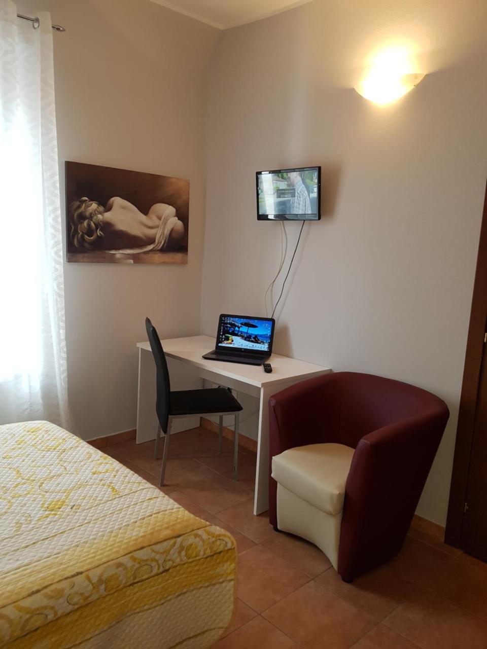 Cristal Rooms Piacenza Luaran gambar