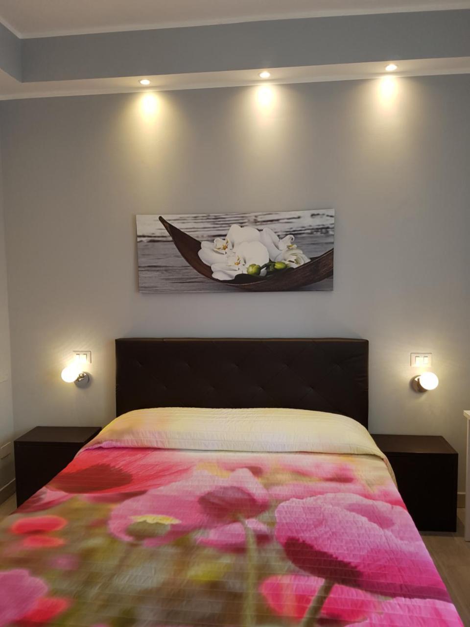 Cristal Rooms Piacenza Luaran gambar